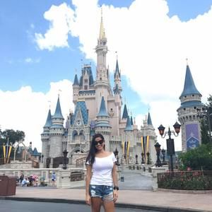 Meet your Posher, Frankeline